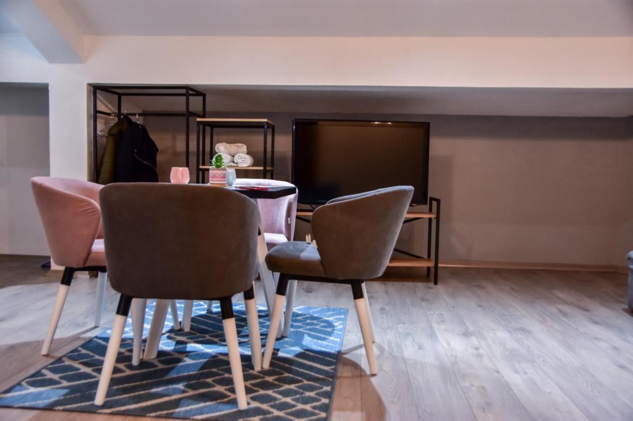 Papi Apartments ครูเชโว ภายนอก รูปภาพ