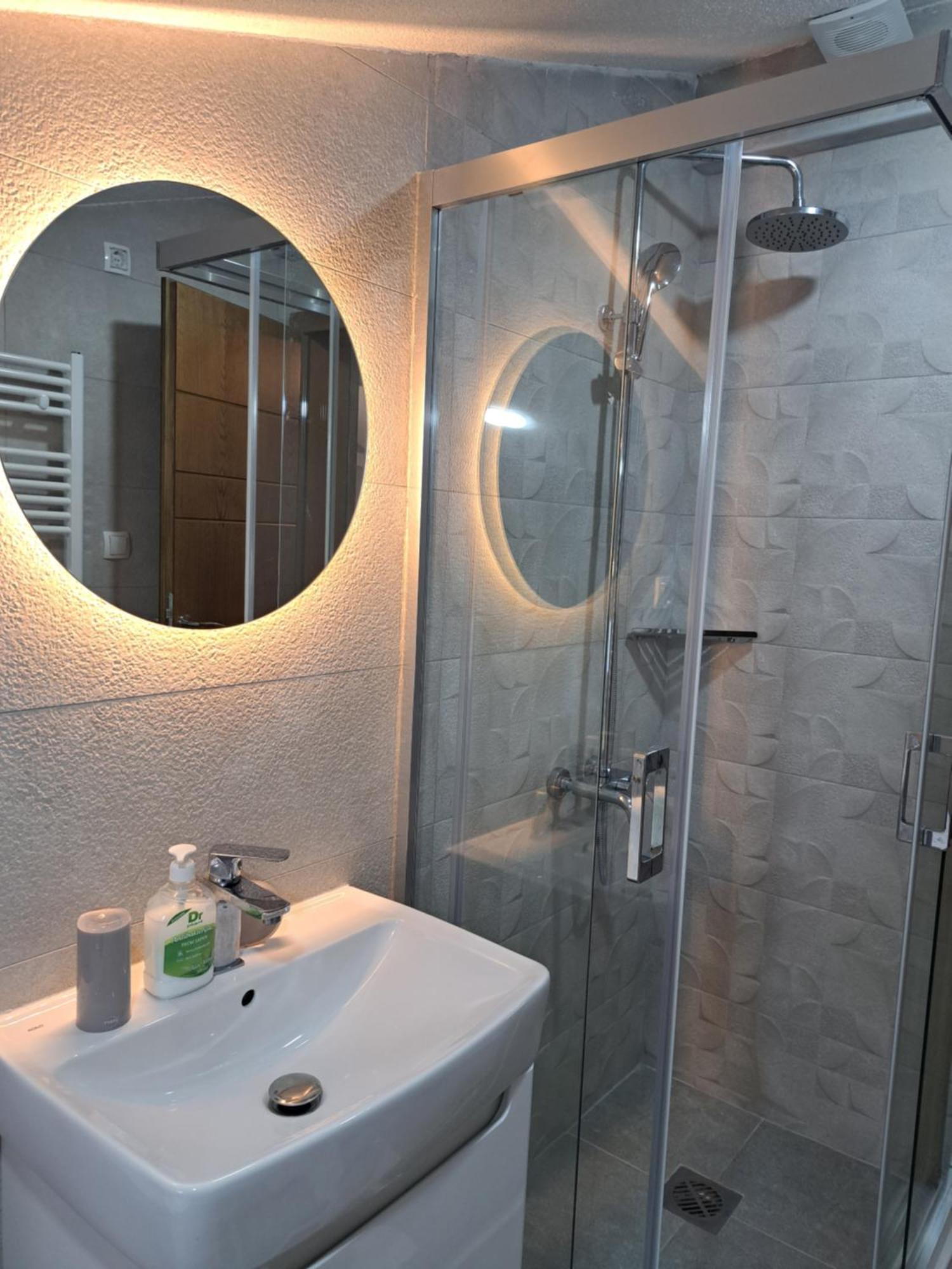 Papi Apartments ครูเชโว ภายนอก รูปภาพ